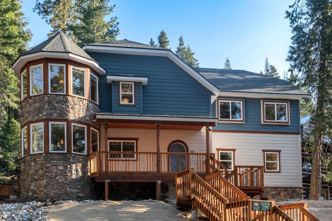 A Blue Sky Lodge Yosemite West Exterior photo